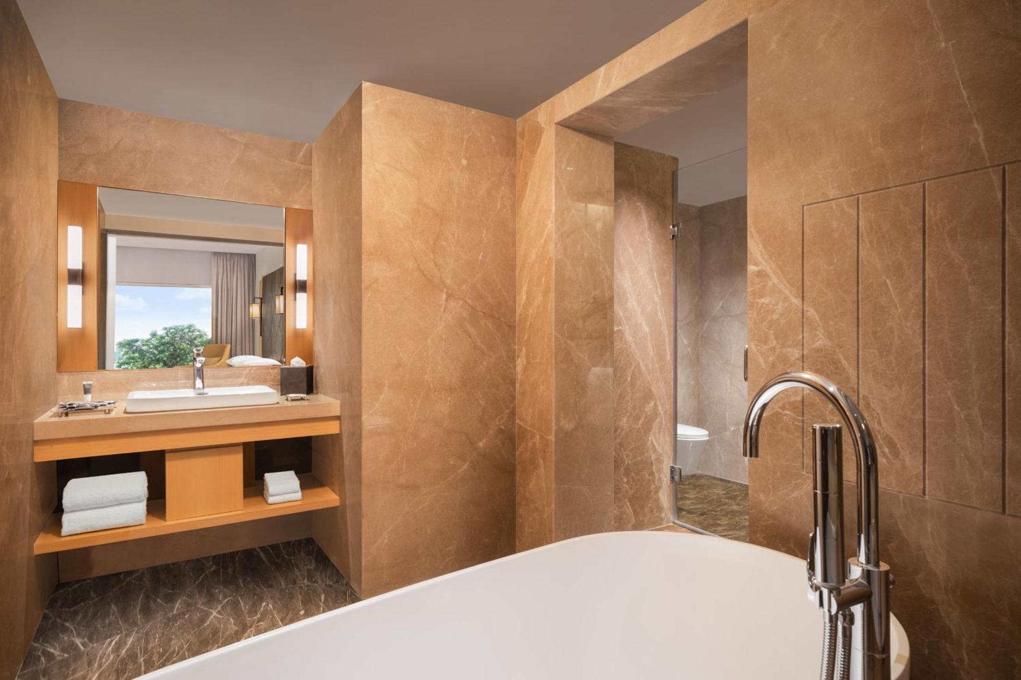 Courtyard By Marriott Tiruchirappalli Dış mekan fotoğraf
